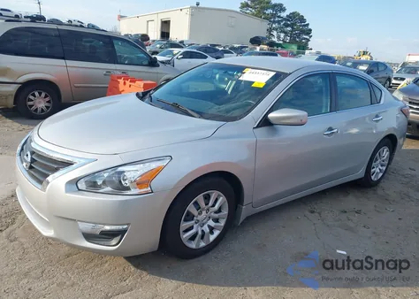 2015 Nissan Altima 2.5 S z USA, uszkodzony, nr VIN 1N4AL3AP6FC205716